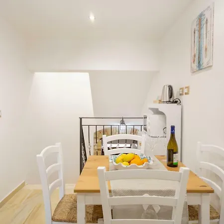 Apartment Donna Flavia - Centro Storico